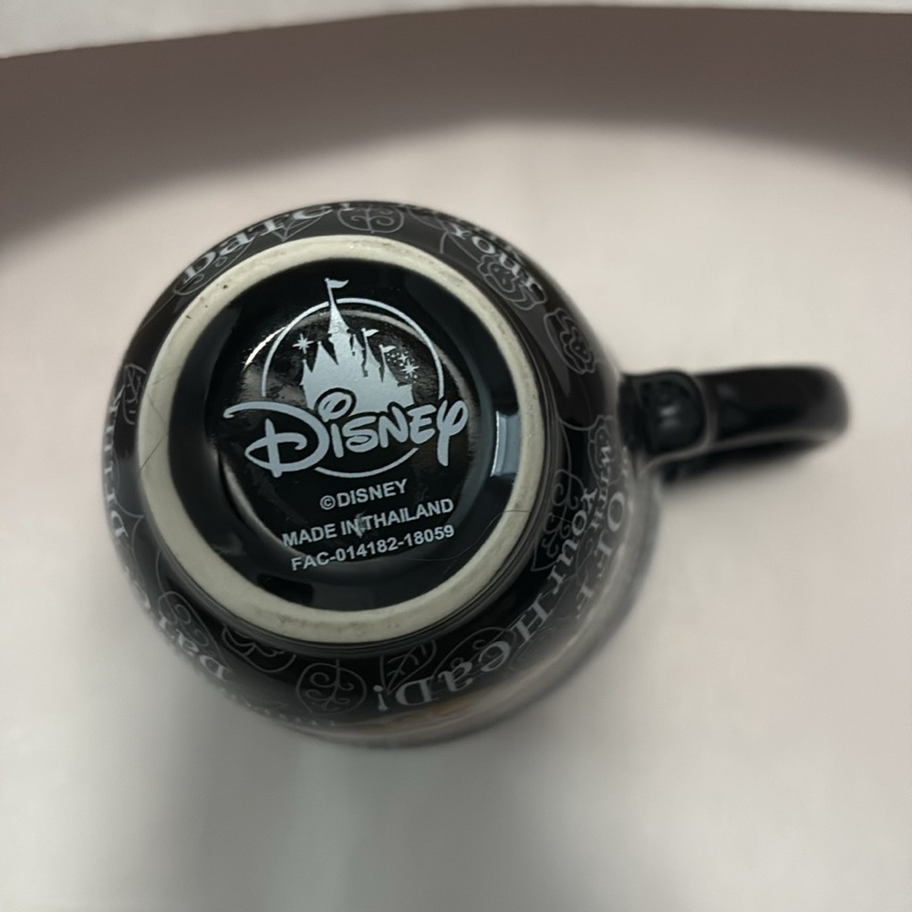 Disney parks Alice in Wonderland Mad Hatter triple stack tea cup - Picture 4 of 4
